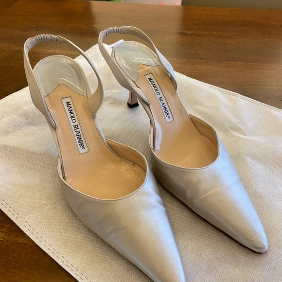 Manolo Blahnik Slingback Pumps (SOLD) - Picture 6 of 6